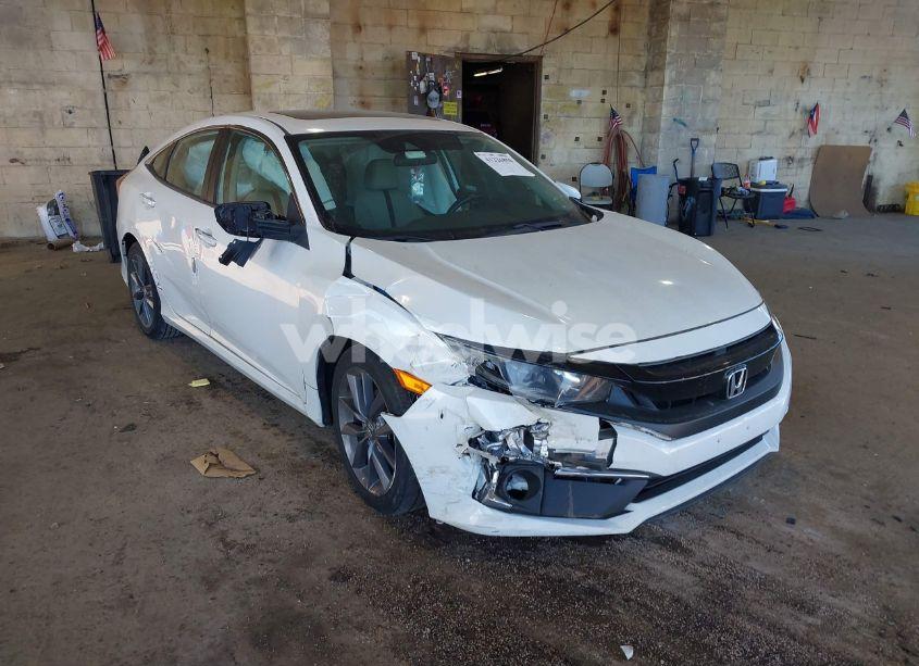 2019 Honda Civic EX (VIN 19XFC1F32KE204902) main photo