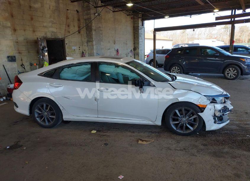Photo 13 of 2019 Honda Civic EX (VIN 19XFC1F32KE204902)