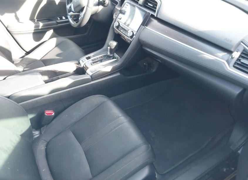 Photo 5 of 2021 Honda Civic EX (VIN 19XFC1F32ME013337)