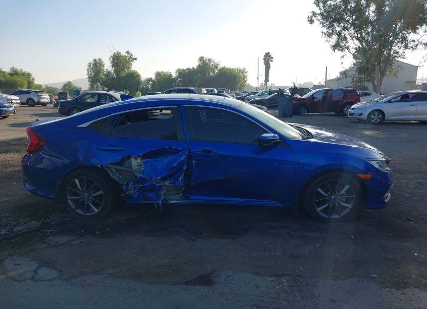 Photo 13 of 2021 Honda Civic EX (VIN 19XFC1F32ME207026)