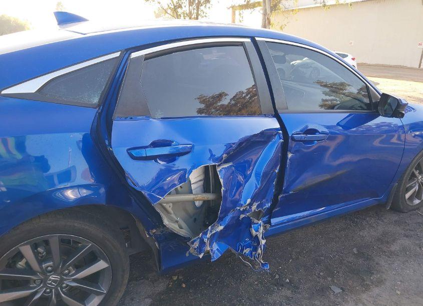 Photo 6 of 2021 Honda Civic EX (VIN 19XFC1F32ME207026)