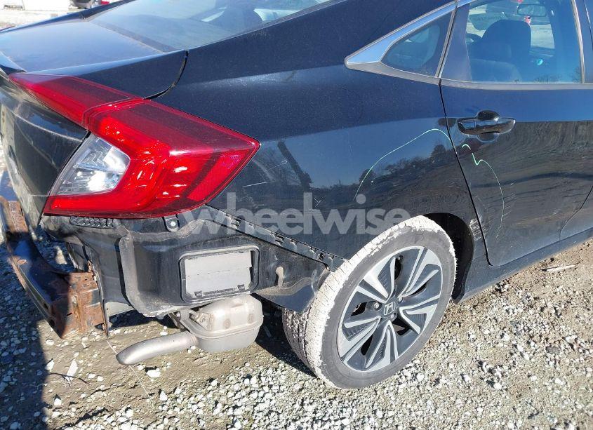 Photo 18 of 2016 Honda Civic EX-T (VIN 19XFC1F33GE032869)
