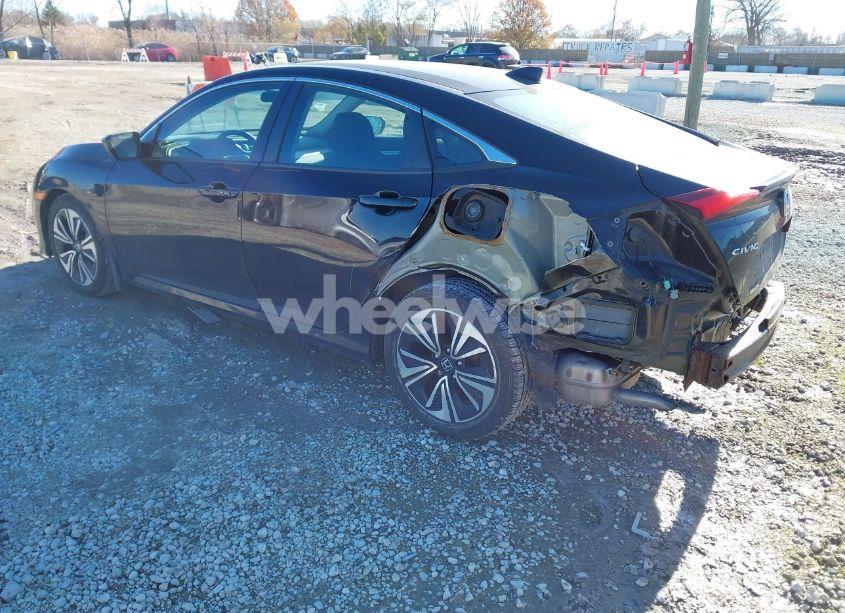 Photo 3 of 2016 Honda Civic EX-T (VIN 19XFC1F33GE032869)