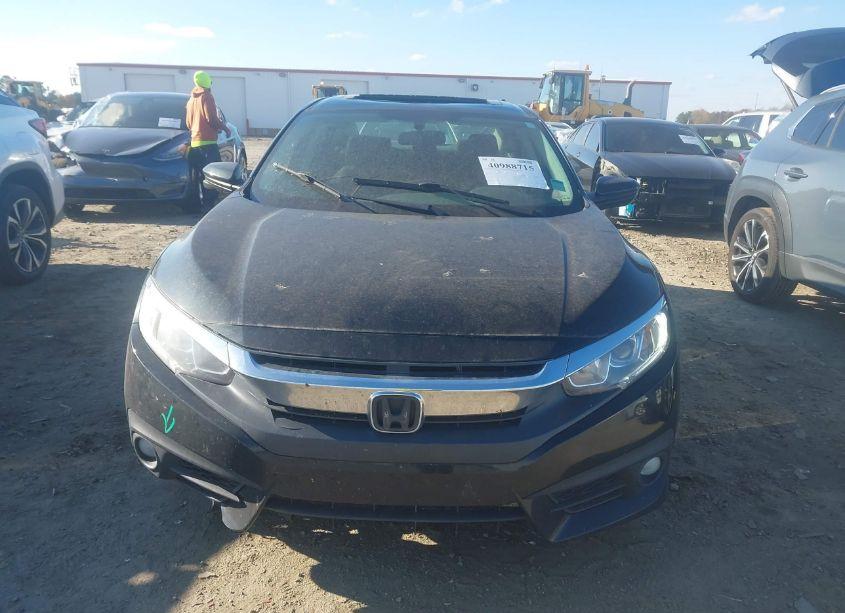 Photo 12 of 2017 Honda Civic EX-T (VIN 19XFC1F33HE012011)