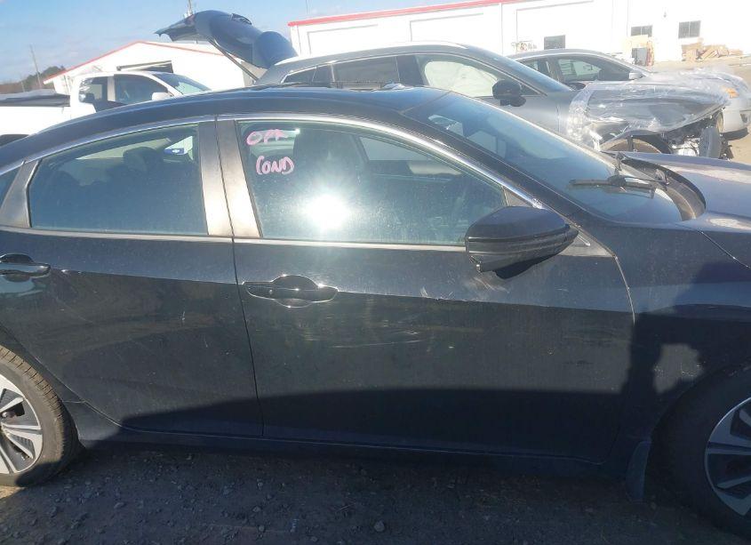 Photo 13 of 2017 Honda Civic EX-T (VIN 19XFC1F33HE012011)