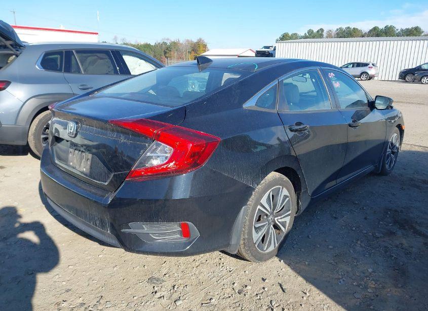 Photo 4 of 2017 Honda Civic EX-T (VIN 19XFC1F33HE012011)