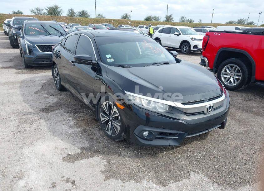 2017 Honda Civic EX-T (VIN 19XFC1F33HE016074) main photo