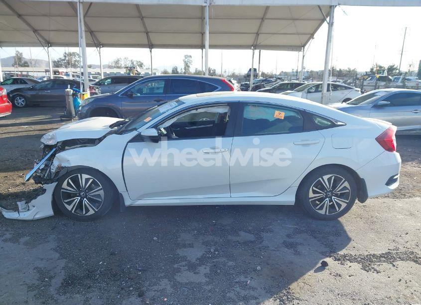 Photo 14 of 2017 Honda Civic EX-T (VIN 19XFC1F33HE203671)