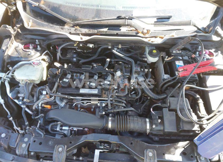 Photo 10 of 2019 Honda Civic EX (VIN 19XFC1F33KE008791)