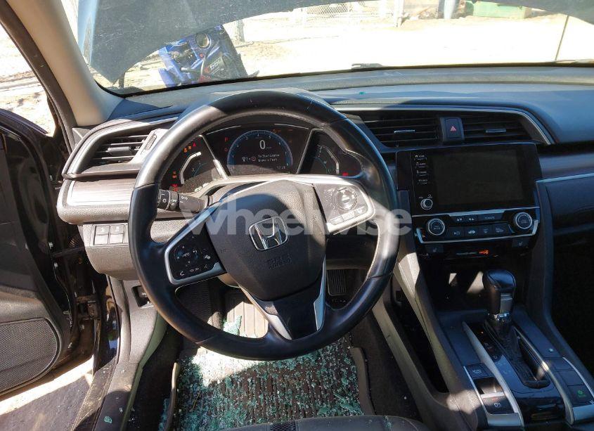 Photo 21 of 2019 Honda Civic EX (VIN 19XFC1F33KE008791)