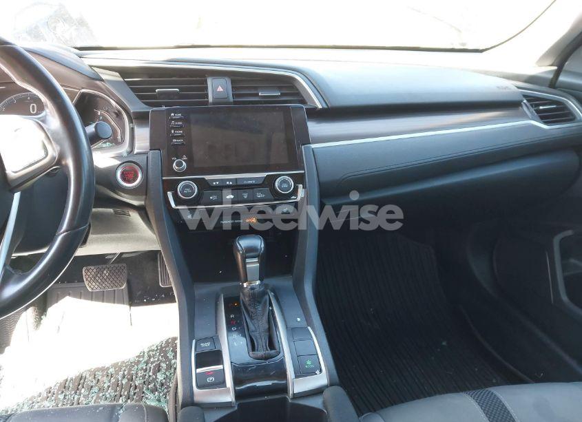 Photo 22 of 2019 Honda Civic EX (VIN 19XFC1F33KE008791)
