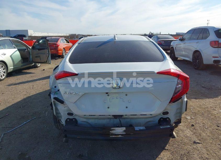 Photo 17 of 2019 Honda Civic EX (VIN 19XFC1F33KE012288)