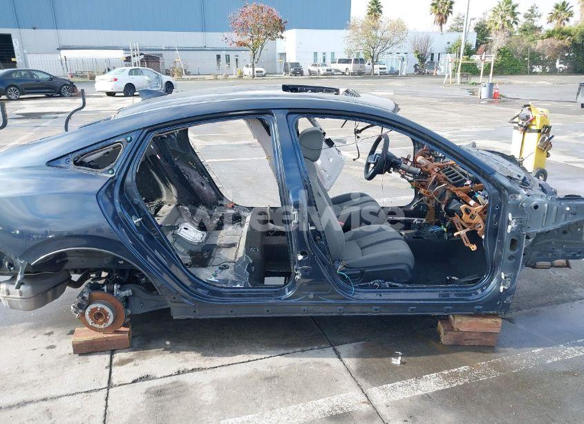 Photo 12 of 2019 Honda Civic EX (VIN 19XFC1F33KE209882)