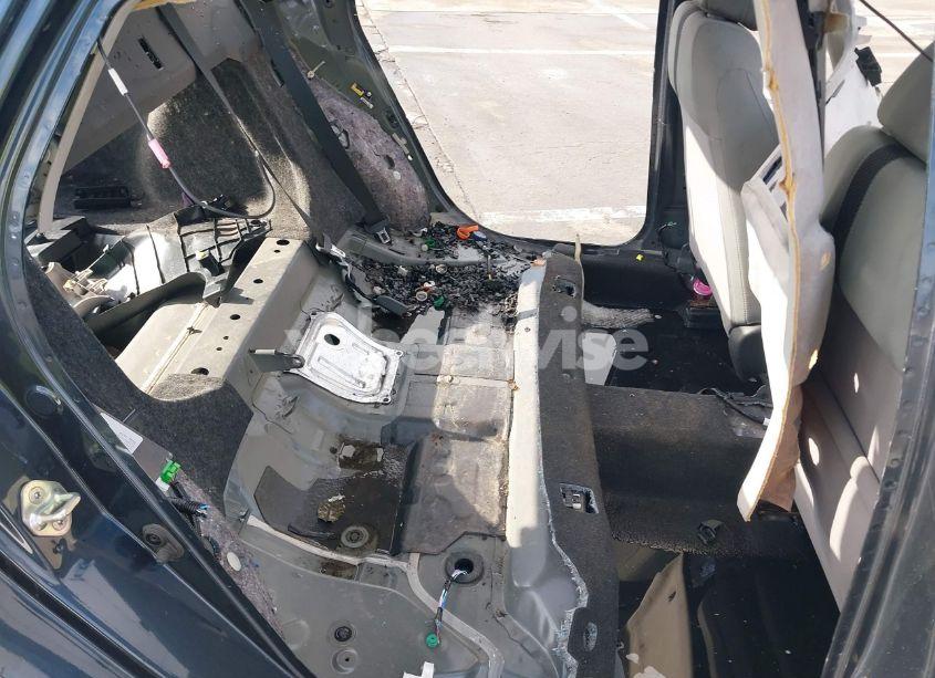 Photo 8 of 2019 Honda Civic EX (VIN 19XFC1F33KE209882)