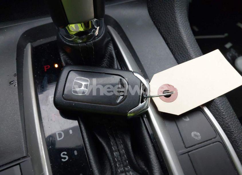 Photo 11 of 2020 Honda Civic EX (VIN 19XFC1F33LE010106)