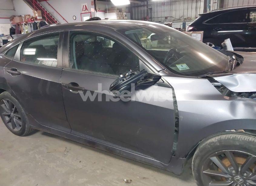Photo 13 of 2020 Honda Civic EX (VIN 19XFC1F33LE021591)