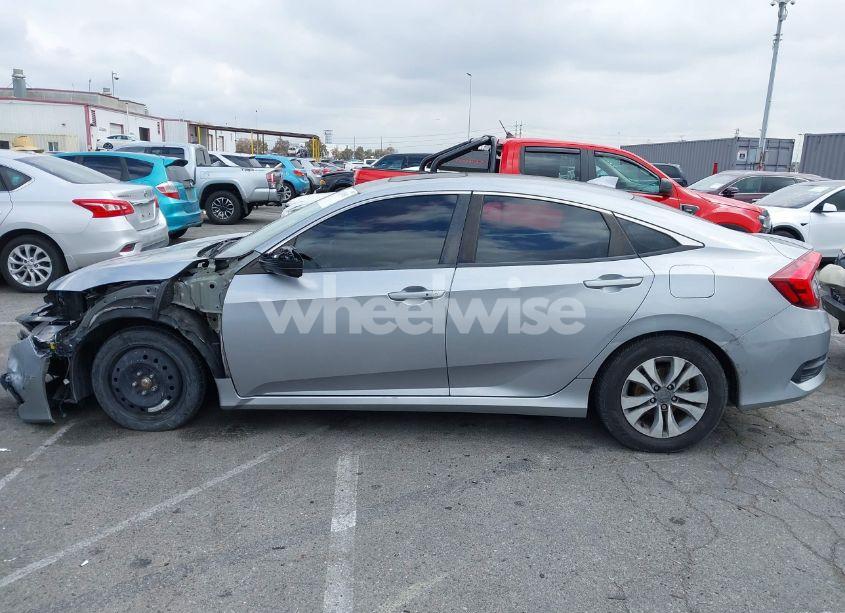 Photo 14 of 2020 Honda Civic EX (VIN 19XFC1F33LE211150)