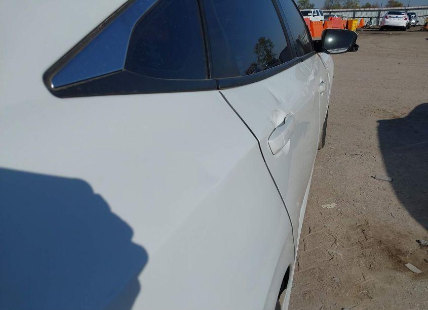 Photo 21 of 2021 Honda Civic EX (VIN 19XFC1F33ME011015)