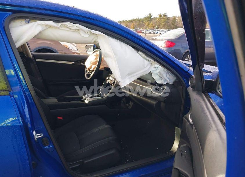 Photo 5 of 2021 Honda Civic EX (VIN 19XFC1F33ME201137)