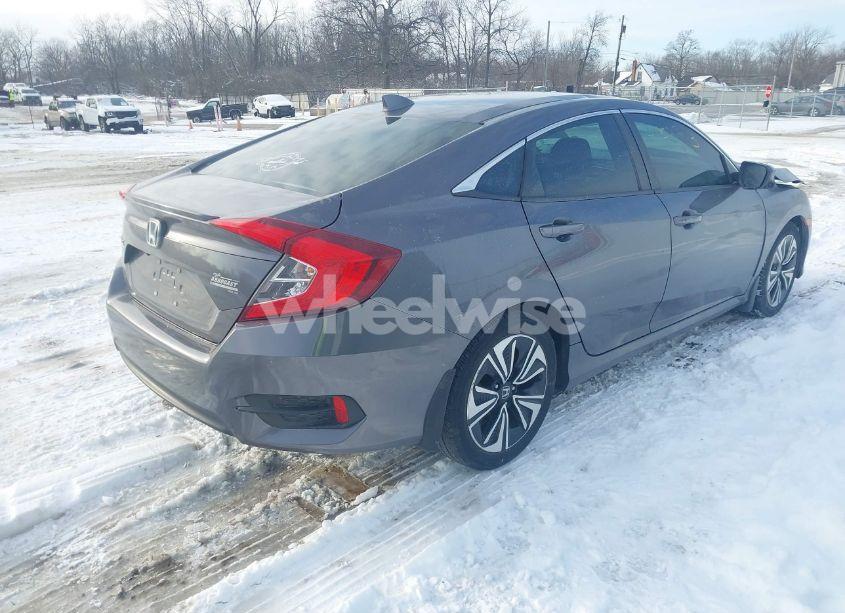 Photo 4 of 2016 Honda Civic EX-T (VIN 19XFC1F34GE029110)