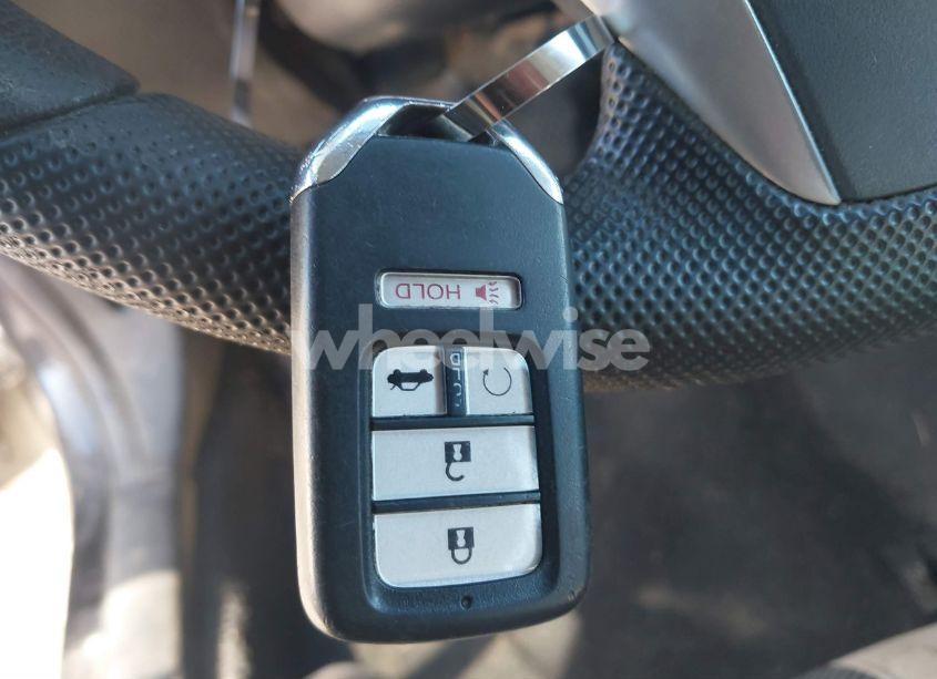 Photo 11 of 2017 Honda Civic EX-T (VIN 19XFC1F34HE010686)