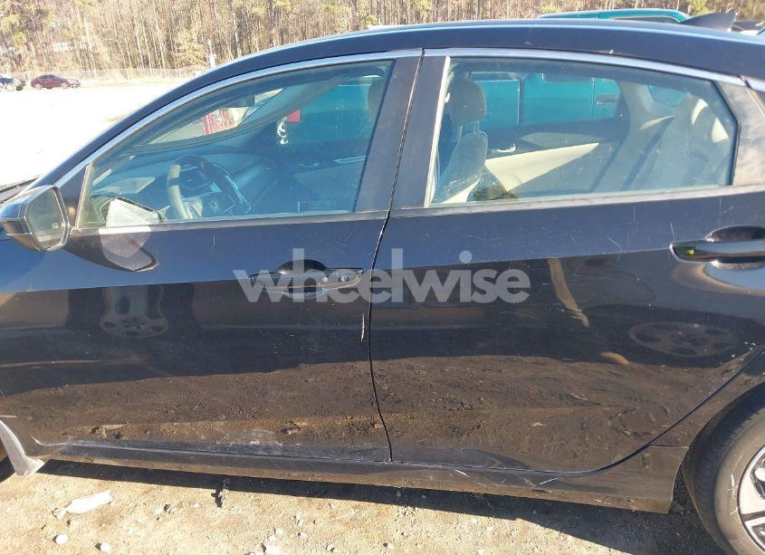 Photo 14 of 2017 Honda Civic EX-T (VIN 19XFC1F34HE010686)