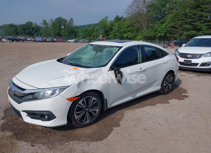 Photo 2 of 2017 Honda Civic EX-T (VIN 19XFC1F34HE213612)