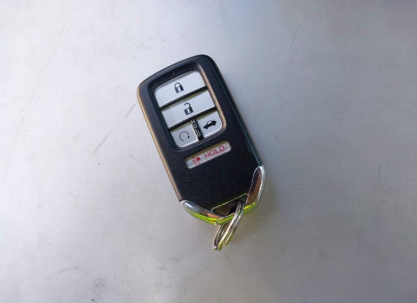 Photo 11 of 2019 Honda Civic EX (VIN 19XFC1F34KE204898)