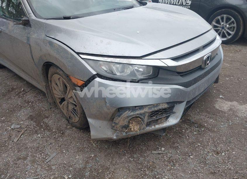 Photo 6 of 2016 Honda Civic EX-T (VIN 19XFC1F35GE000392)