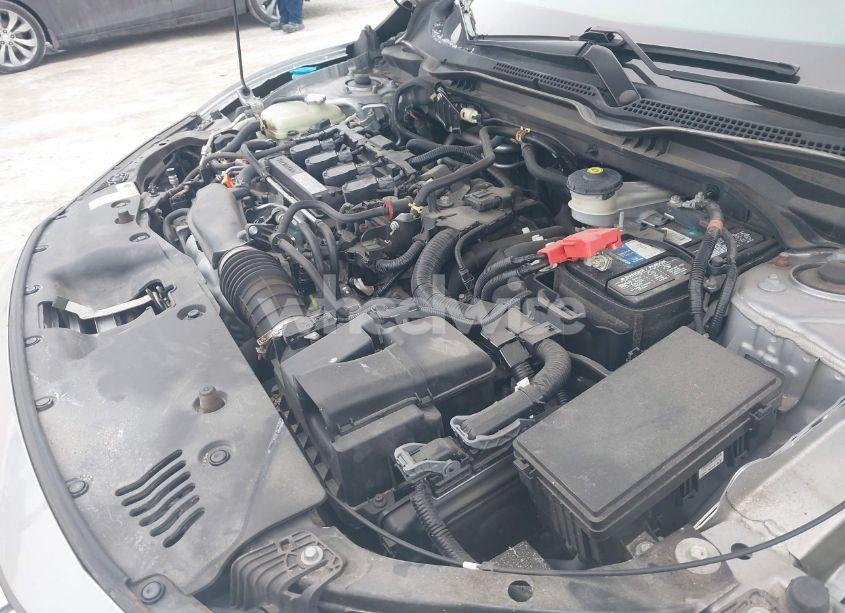 Photo 10 of 2016 Honda Civic EX-T (VIN 19XFC1F35GE009688)