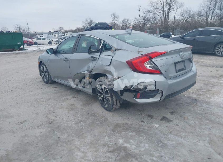 Photo 3 of 2016 Honda Civic EX-T (VIN 19XFC1F35GE009688)