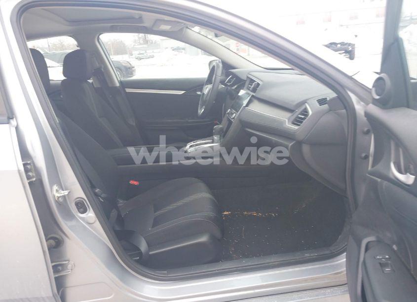 Photo 5 of 2016 Honda Civic EX-T (VIN 19XFC1F35GE009688)