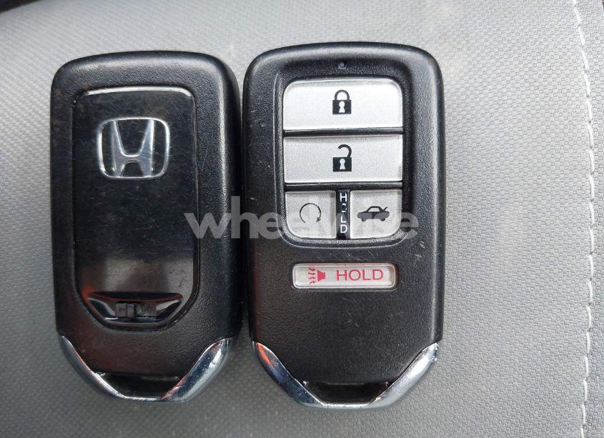 Photo 11 of 2016 Honda Civic EX-T (VIN 19XFC1F35GE044330)