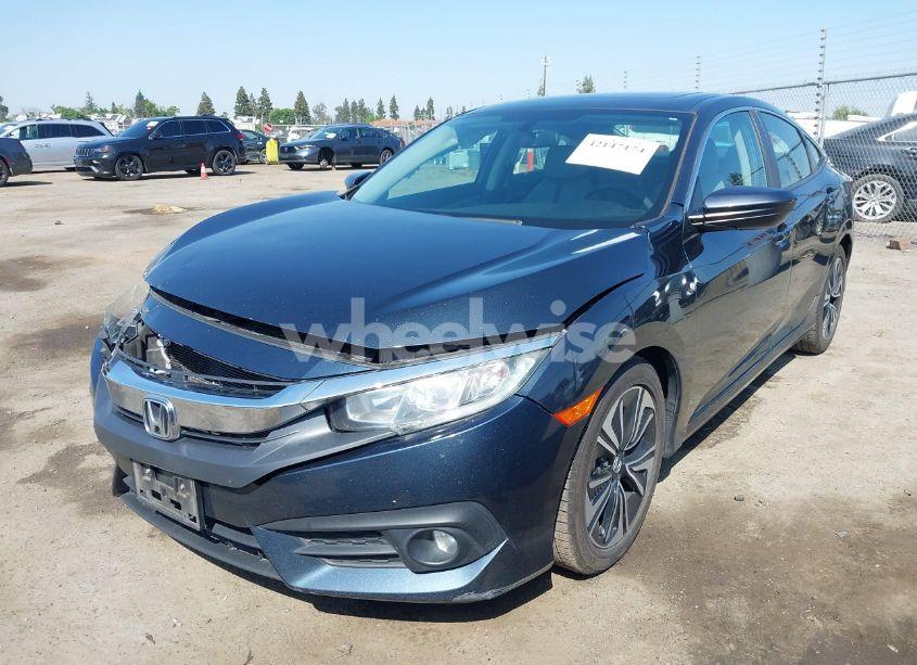 Photo 2 of 2016 Honda Civic EX-T (VIN 19XFC1F35GE212628)