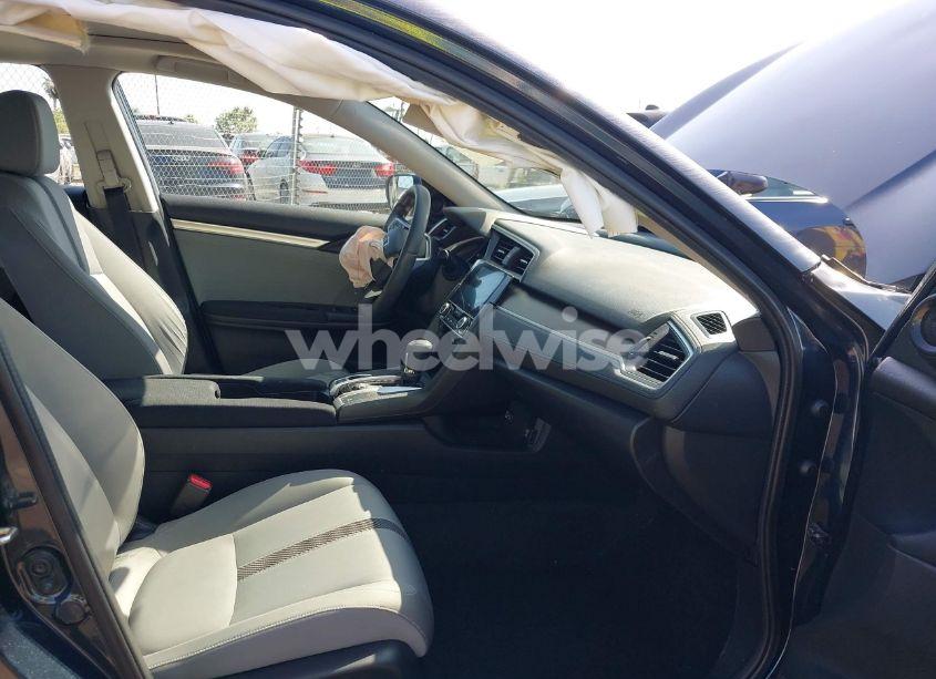 Photo 5 of 2016 Honda Civic EX-T (VIN 19XFC1F35GE212628)