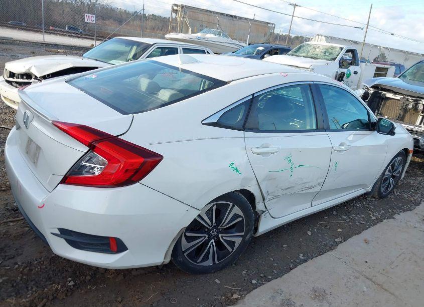 Photo 4 of 2016 Honda Civic EX-T (VIN 19XFC1F35GE223922)