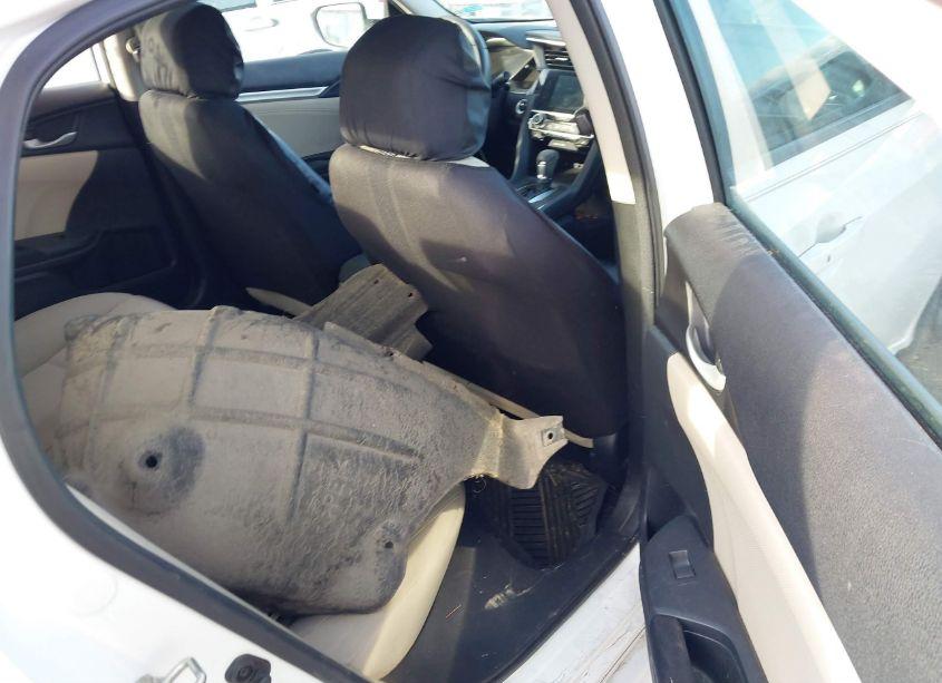 Photo 8 of 2016 Honda Civic EX-T (VIN 19XFC1F35GE223922)