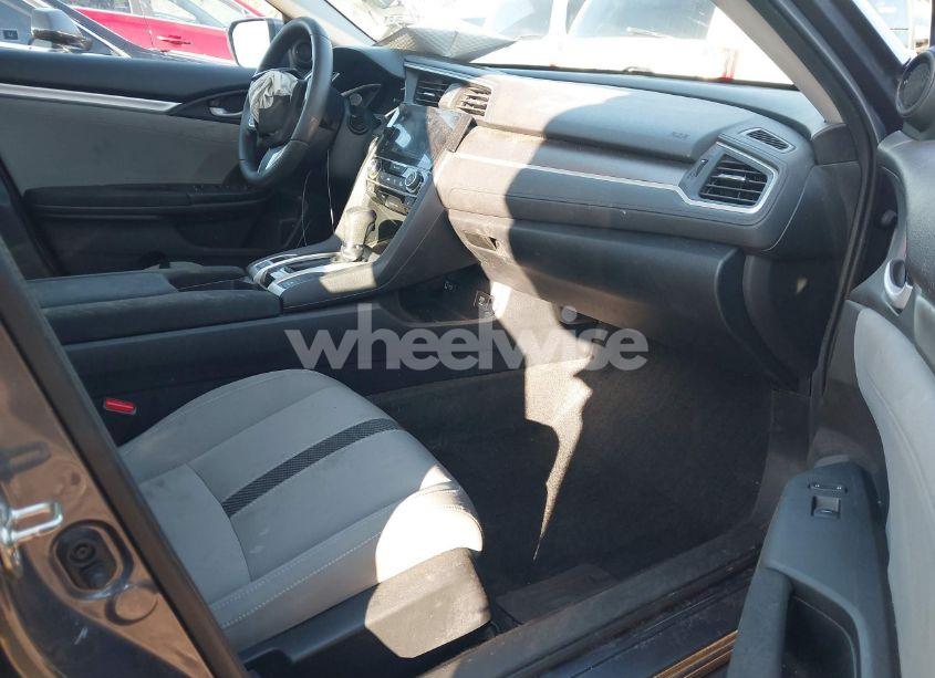 Photo 5 of 2017 Honda Civic EX-T (VIN 19XFC1F35HE021213)