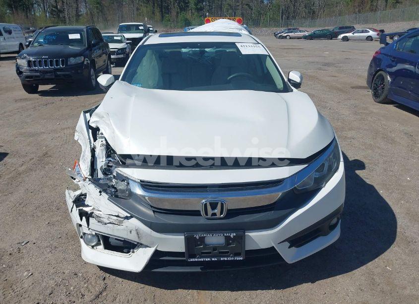 Photo 12 of 2017 Honda Civic EX-T (VIN 19XFC1F35HE214445)