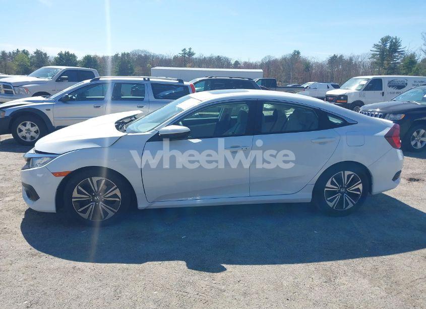 Photo 14 of 2017 Honda Civic EX-T (VIN 19XFC1F35HE214445)