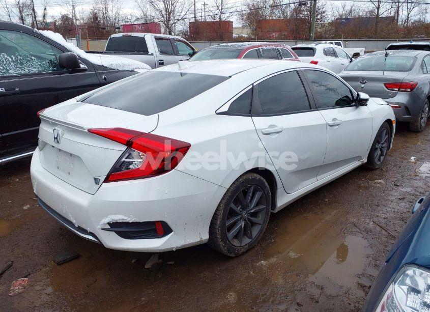 Photo 4 of 2019 Honda Civic EX (VIN 19XFC1F35KE000160)