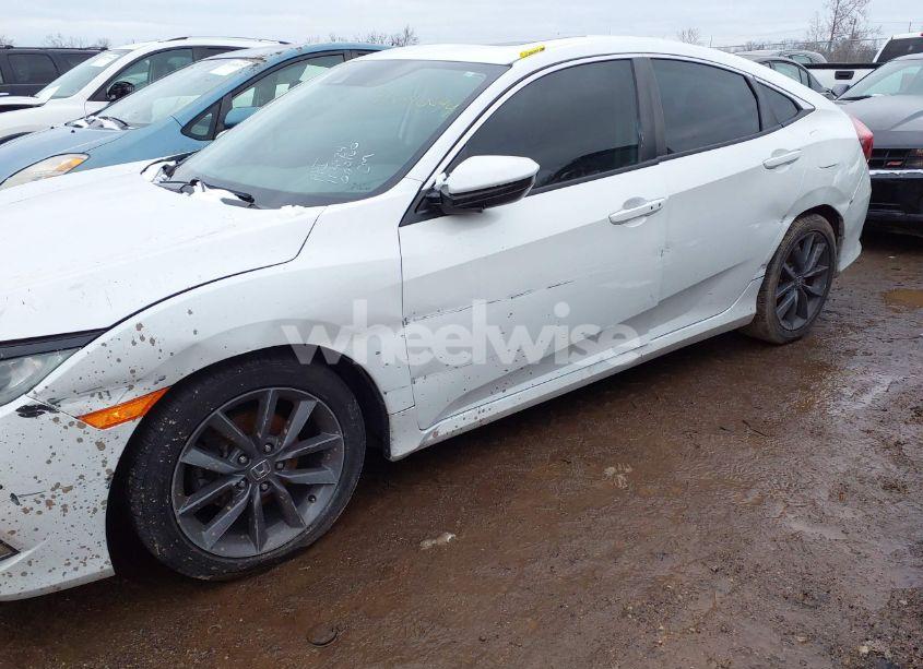 Photo 6 of 2019 Honda Civic EX (VIN 19XFC1F35KE000160)