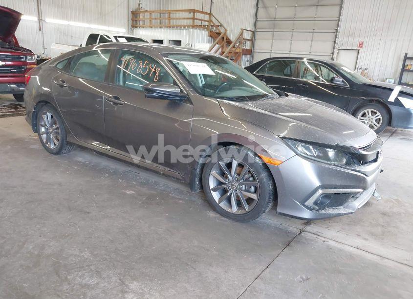 2019 Honda Civic EX (VIN 19XFC1F35KE003981) main photo