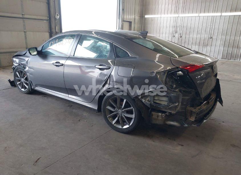 Photo 3 of 2019 Honda Civic EX (VIN 19XFC1F35KE003981)