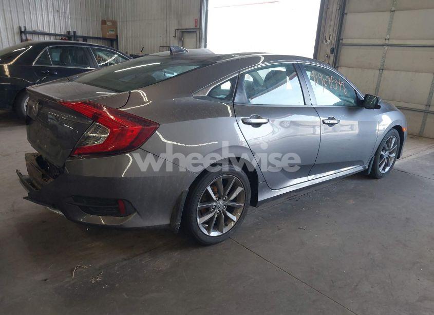 Photo 4 of 2019 Honda Civic EX (VIN 19XFC1F35KE003981)