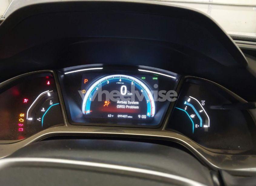 Photo 7 of 2019 Honda Civic EX (VIN 19XFC1F35KE003981)