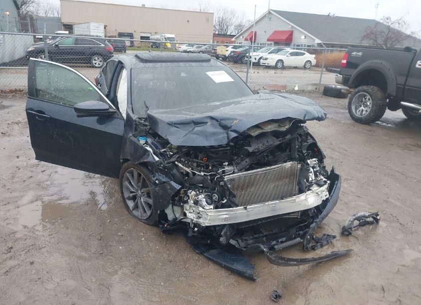 Photo 6 of 2019 Honda Civic EX (VIN 19XFC1F35KE006539)