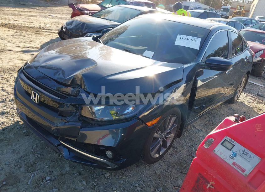 Photo 2 of 2019 Honda Civic EX (VIN 19XFC1F35KE015855)