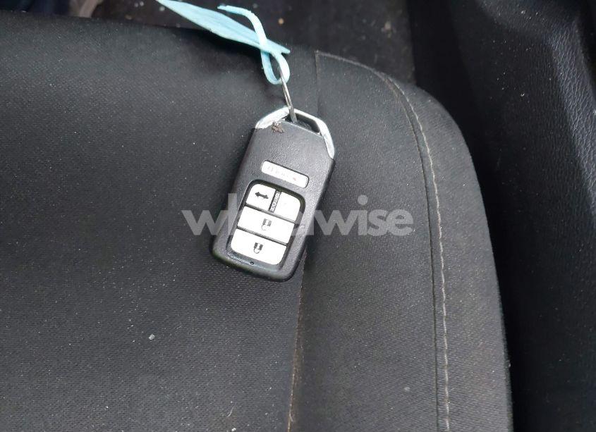 Photo 11 of 2019 Honda Civic EX (VIN 19XFC1F35KE016973)