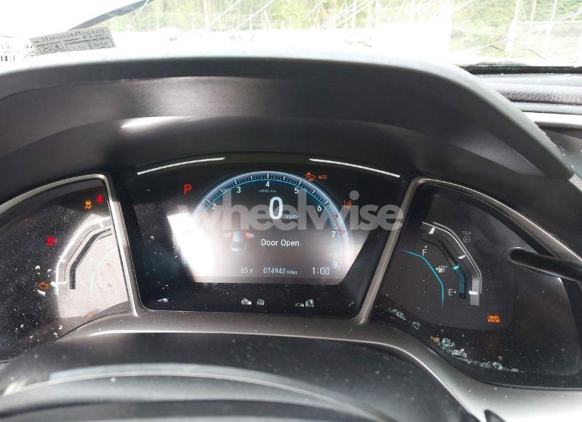 Photo 7 of 2019 Honda Civic EX (VIN 19XFC1F35KE016973)